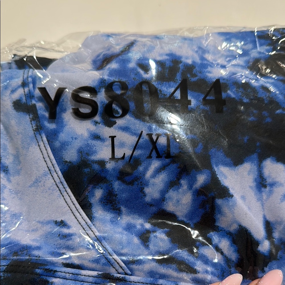 Blue Tie-Dye Sports Bra and Shorts Set - Picture 7 of 8